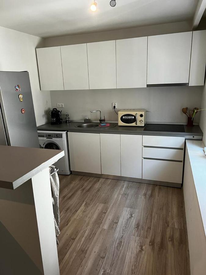 3 Apartment *
